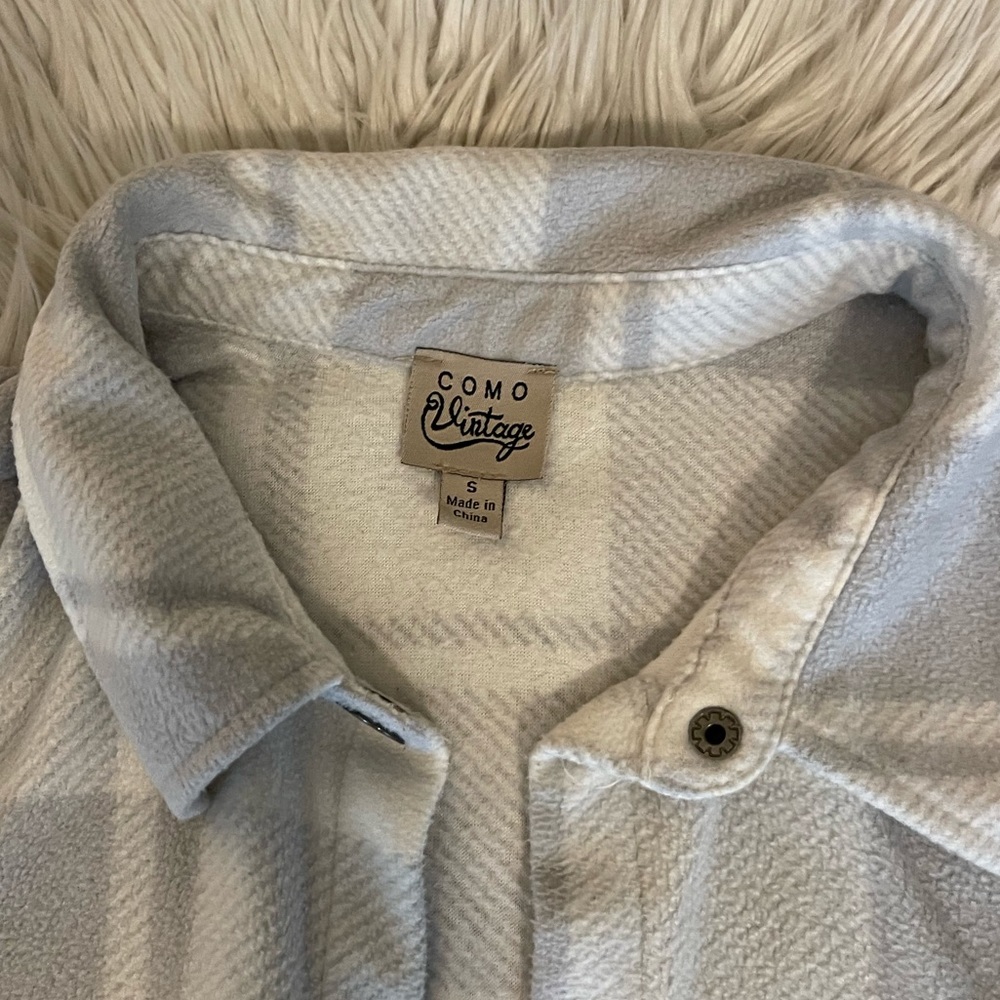 Fleece | Plaid | Shacket | Gray & Cream - Picture 3 of 14